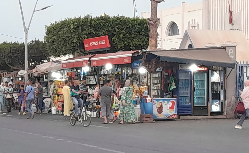 “فراغ” تجديد رخص الأكشاك يقود مبادرة لتمديد التراخيص لأكثر من 10 سنوات