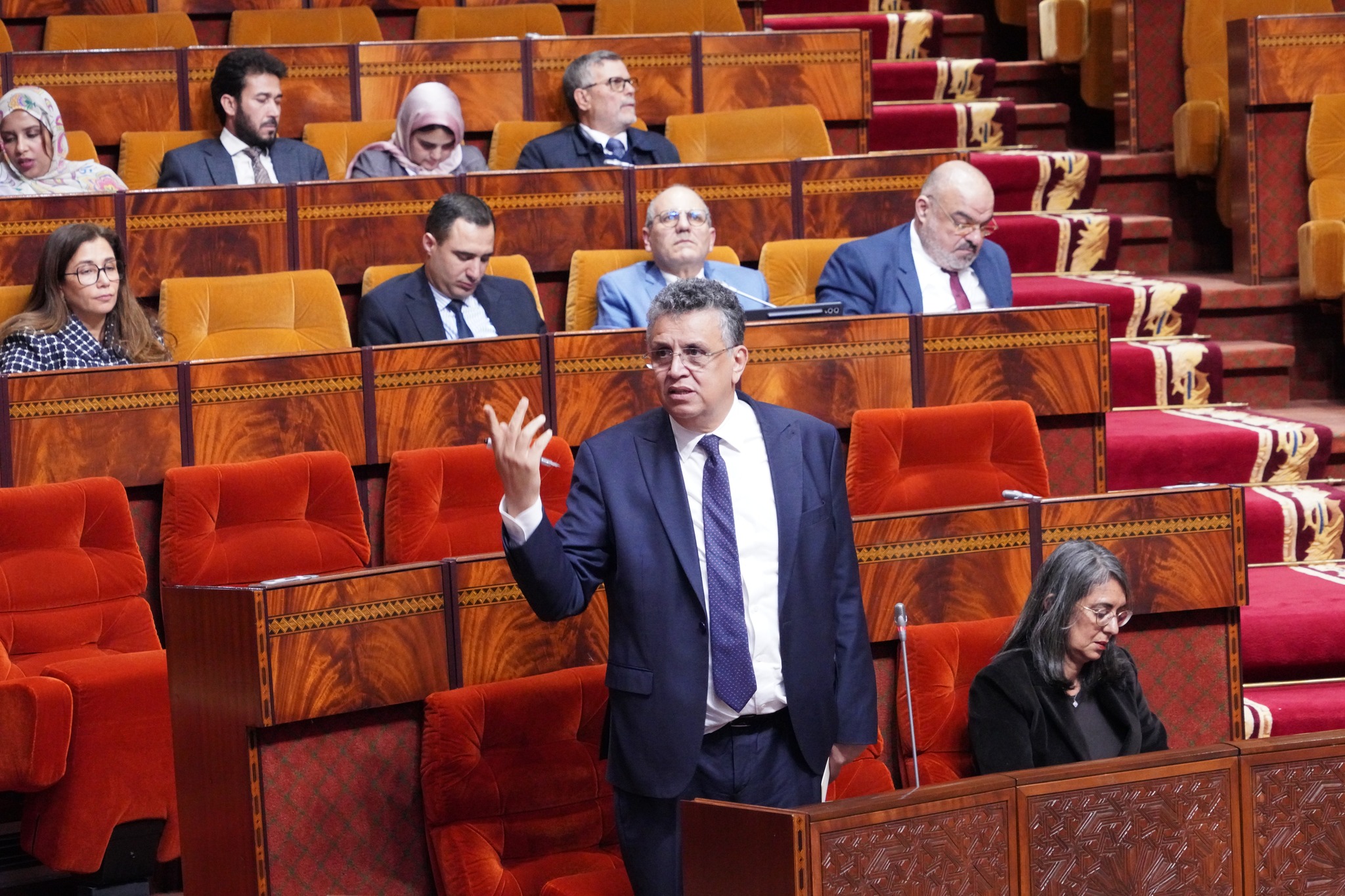 وهبي: العقار غير المحفظ متهم بتبييض الأموال وألغينا تحرير المحامين لعقوده