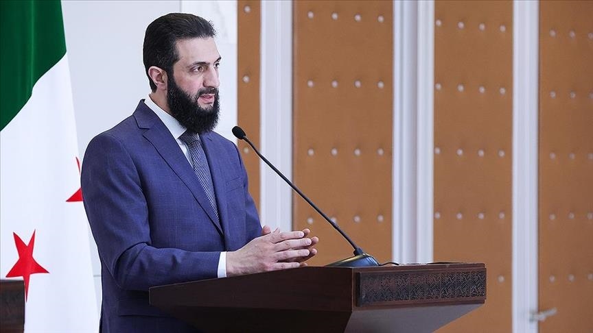 الشرع يصل السعودية في أول زيارة بعد تولي منصبه