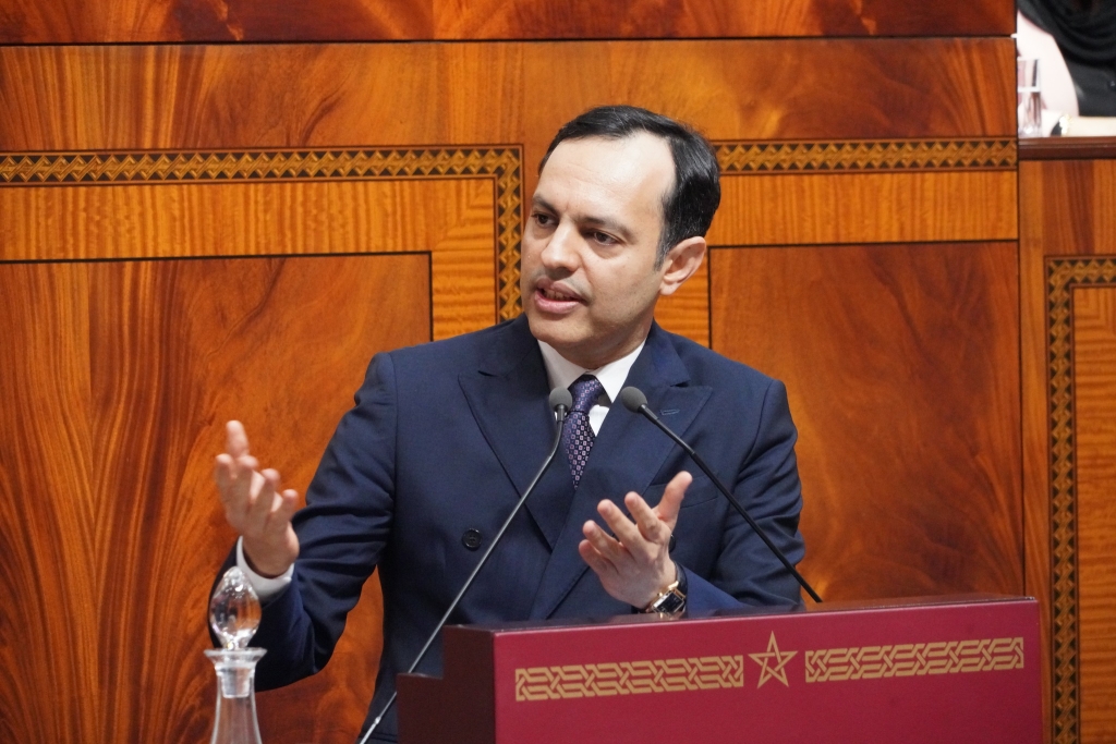 الحكومة تلوِّح باستثمار إخراج قانون الإضراب لـ”تسريع” تنظيم النقابات