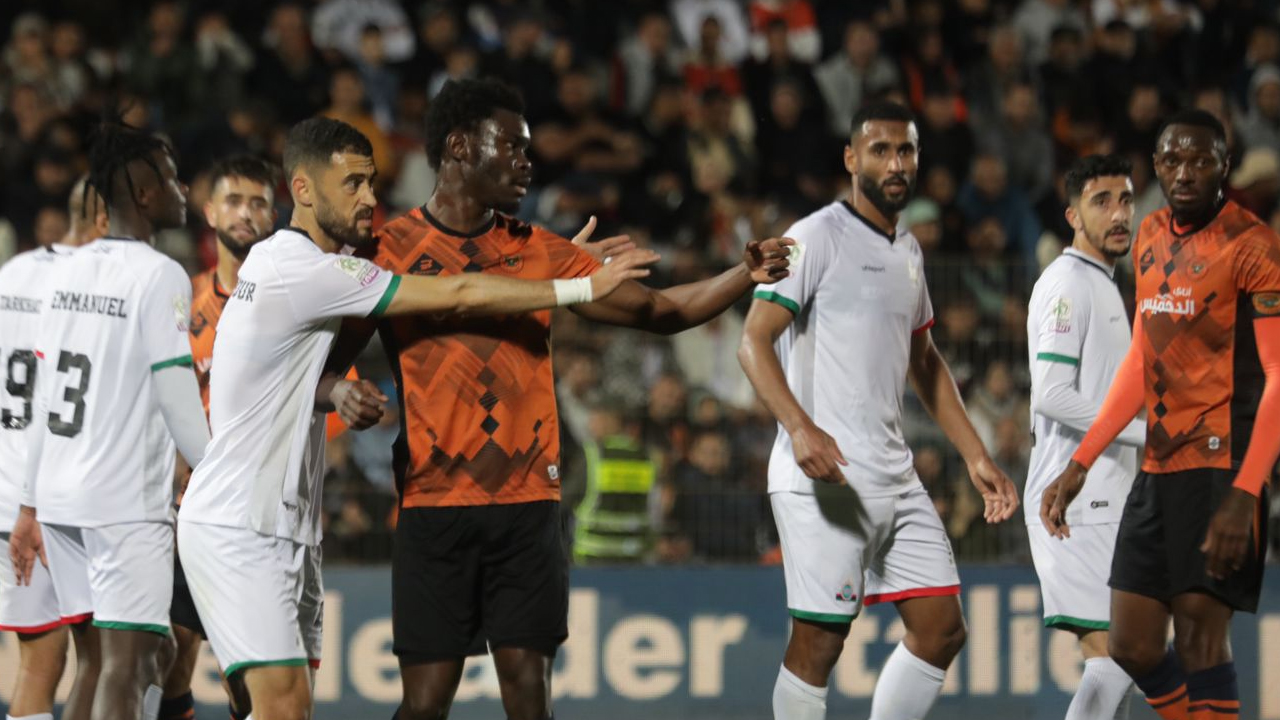 قطار الدوري المغربي يستأنف مسيره بمباريات نارية في قمة الترتيب