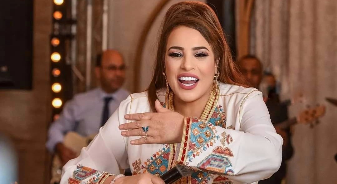 نجاة عتابو ستخص “المدونة الجديدة” بأغنية وتؤكد عدم اهتمامها بالانتقادات غير البناءة