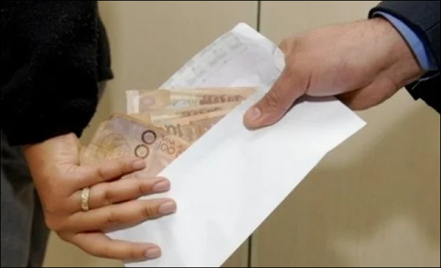 “الرشوة” تطيح بمستشارة جماعية بمراكش