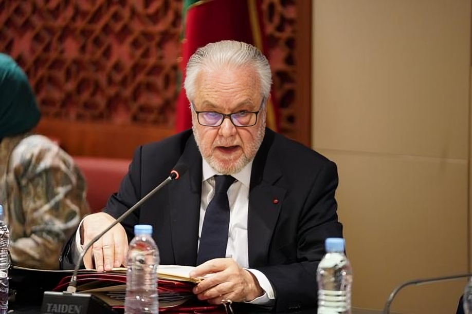 الحجوي يرفض تبخيس جودة التشريع بالمغرب ويُحذِّر من الاستناد إلى تقارير “غير علمية”