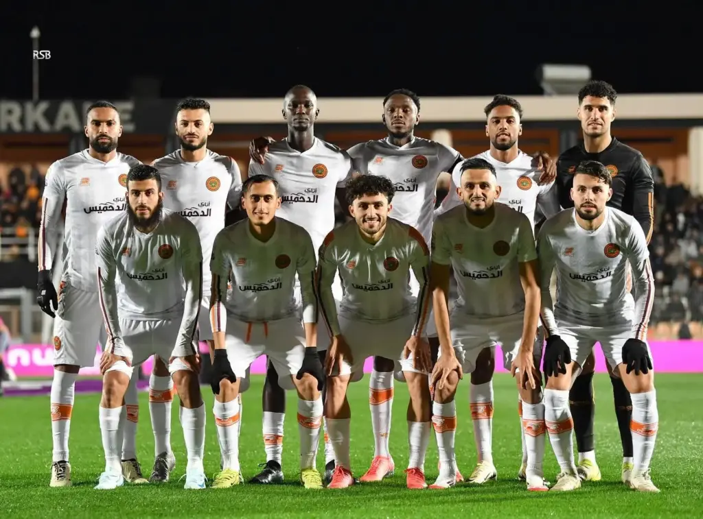 نهضة بركان يواصل هيمنته على البطولة 
