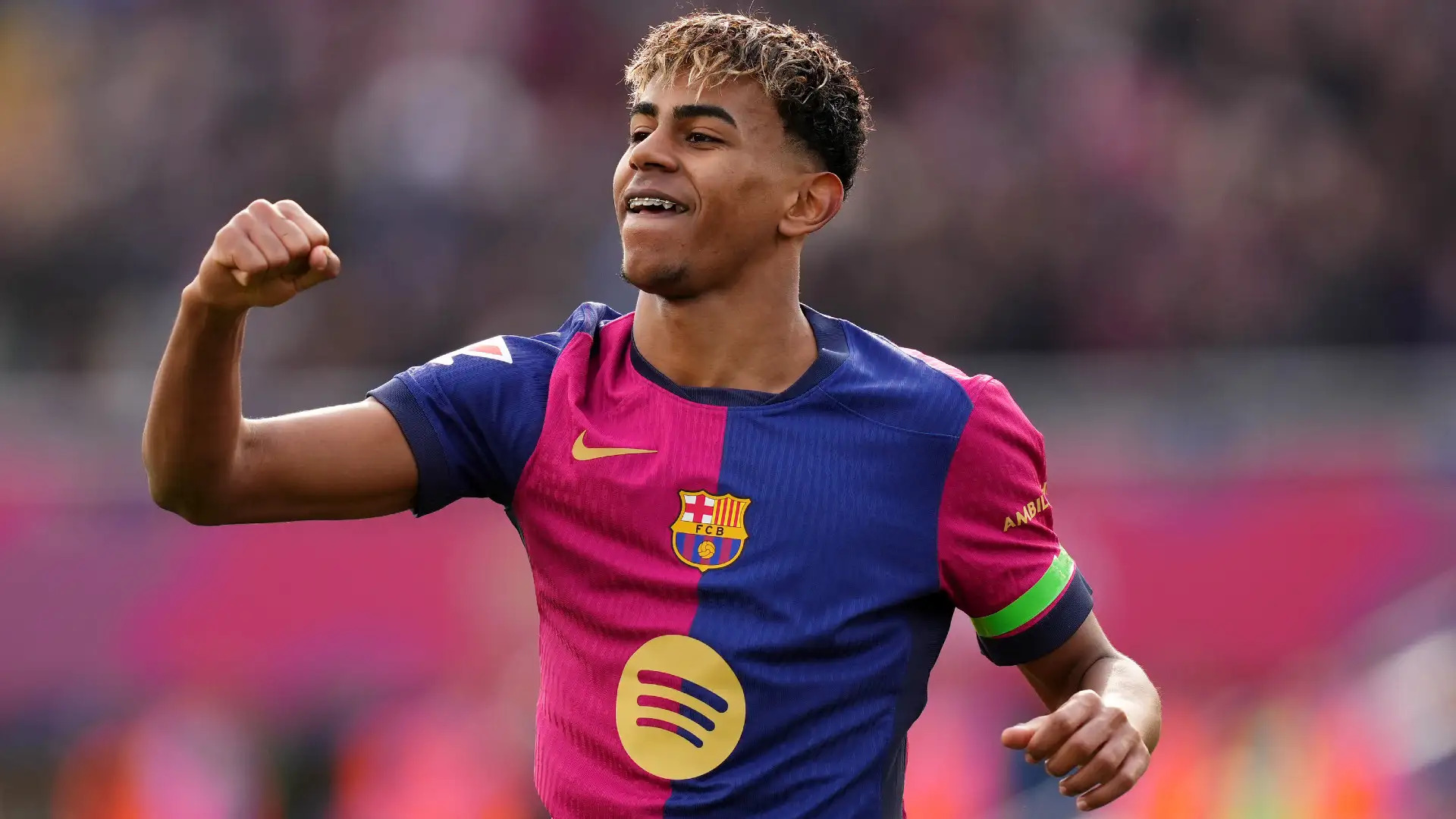 يامال: برشلونة بيتي ولا أفكر في مغادرته
