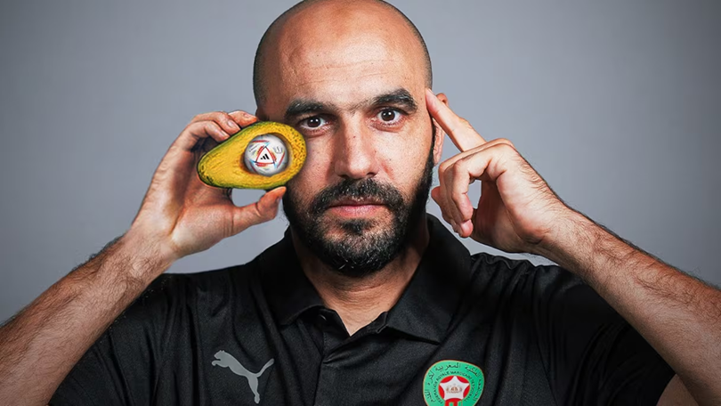 الركراكي: أنا سارق أفكار وقدوتي الأولى بيلسا وأراقب الآن غوارديولا