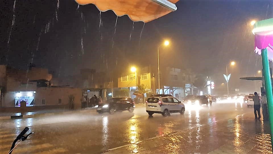 مديرية الأرصاد توضح أسباب الزخات الرعدية القوية وتوصي بالحذر