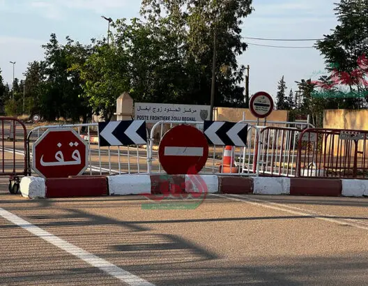 الجزائر تُفرج عن 32 مغربيا
