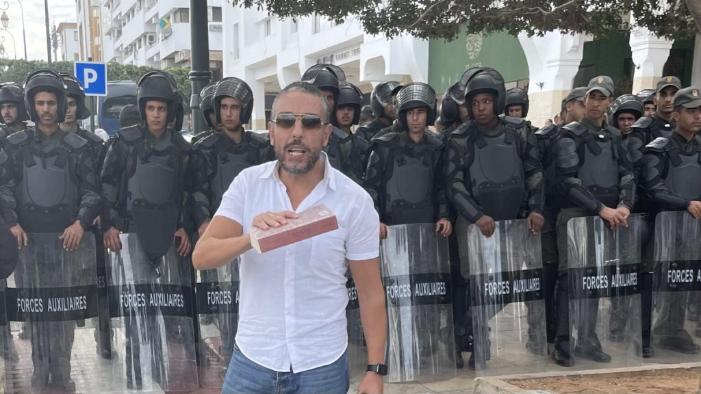 سنتان حبسا نافذا للناشط رضوان القسطيط