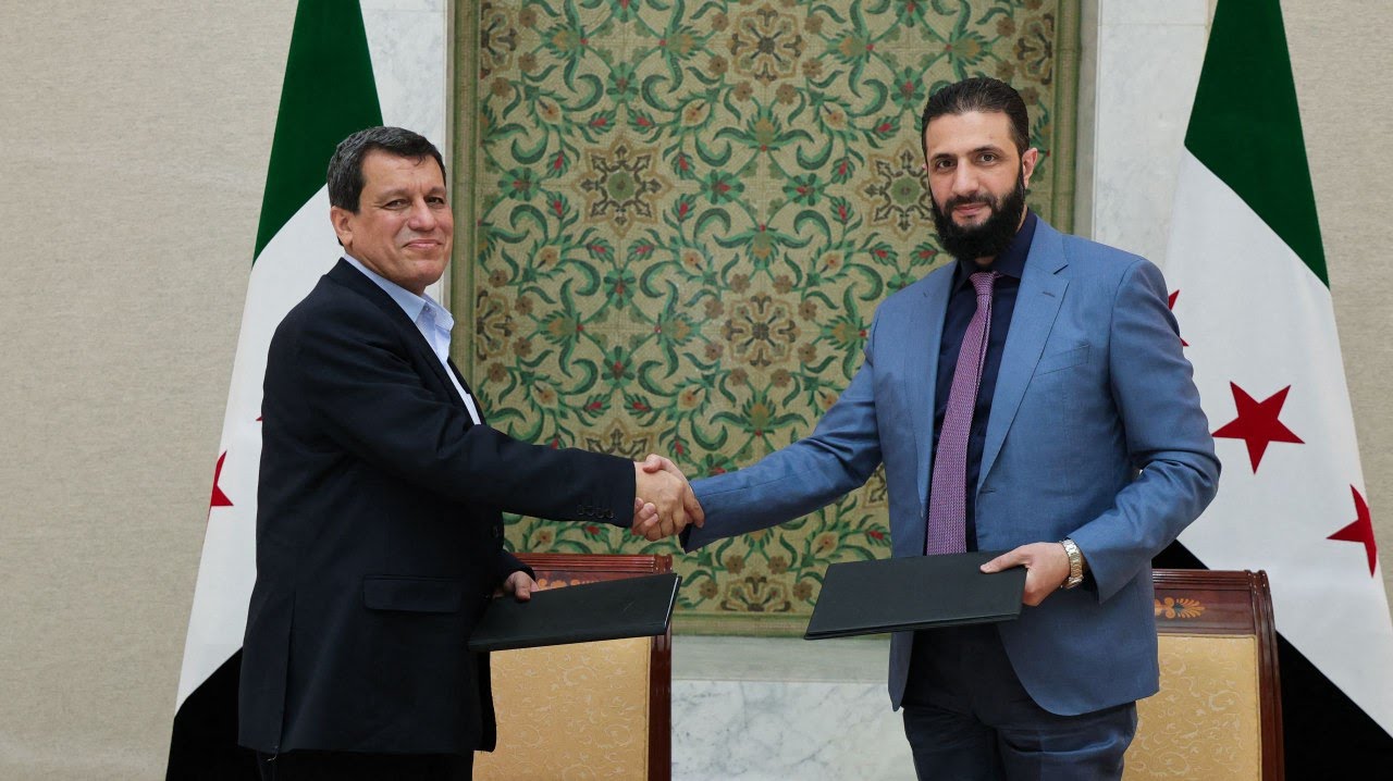 اتفاق الشرع والأكراد يبعث أمل عائلات المغاربة المعتقلين بسوريا