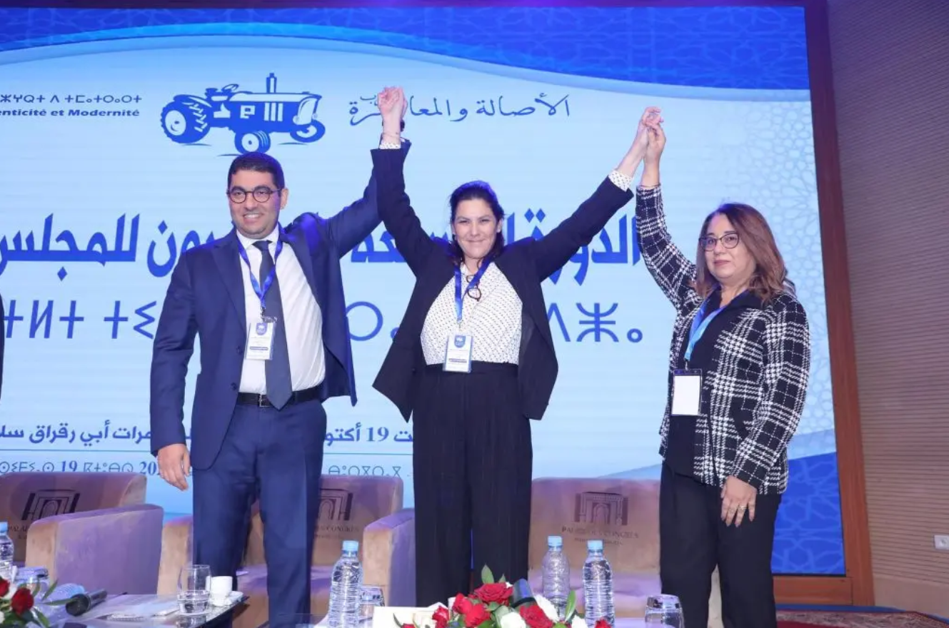 عضوة القيادة الجماعية لـ”البام” تستعد لخلافة الراحل بن عيسى بالمستشارين