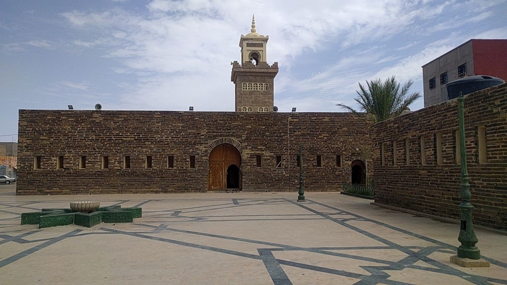 المسجد العتيق.. منارة دينية بالمدينة الروحية للأقاليم الجنوبية
