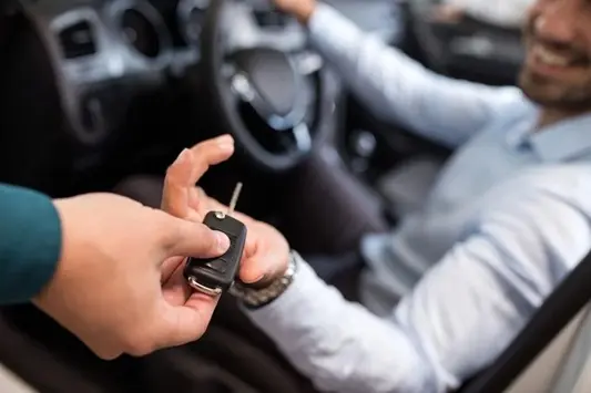 ضربة مكابح في مَبيعات السيارات بالمغرب والعلامات الصينية تمر للسرعة القصوى