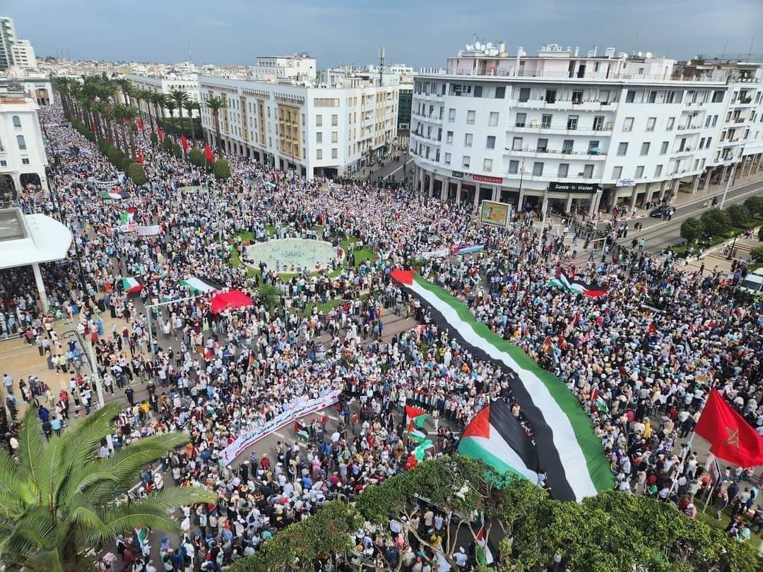 شوارع المغرب تَنبِضُ بدعم فلسطين ومسيرات التنديد بجرائم إسرائيل