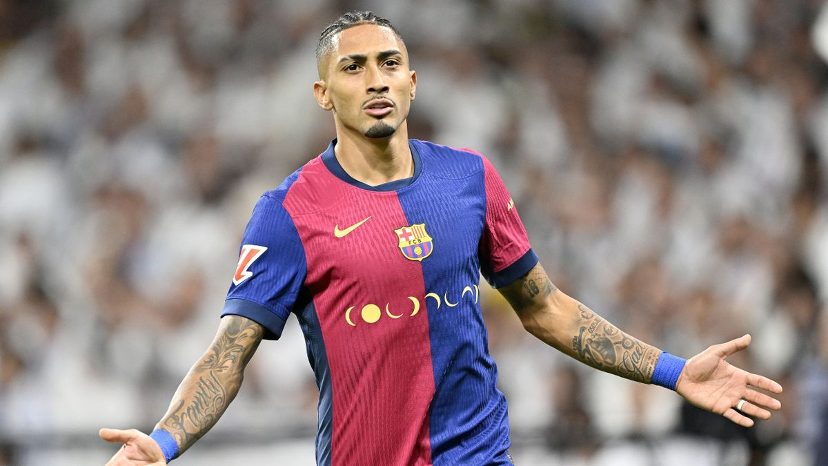 رافينيا يقترب من الرحيل عن البارصا