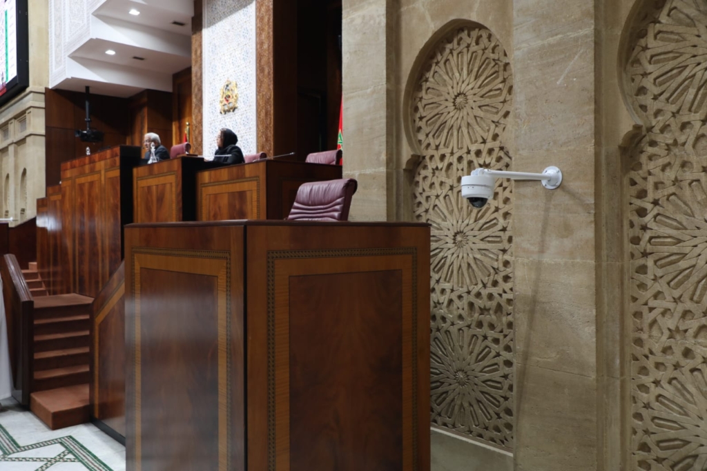 تزامنا مع إطلاق الكاميرات الذكية.. نسبة حضور لافتة بمجلس النواب