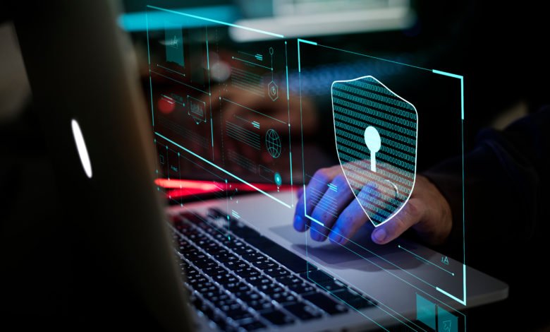 وزيرة الاقتصاد تعلن بدء تطوير عرض للتأمين ضد المخاطر السيبرانية