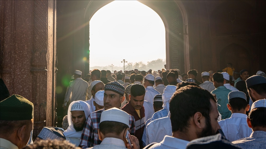 مسلمون يحتجون على تعديلات قانون الأوقاف بالهند
