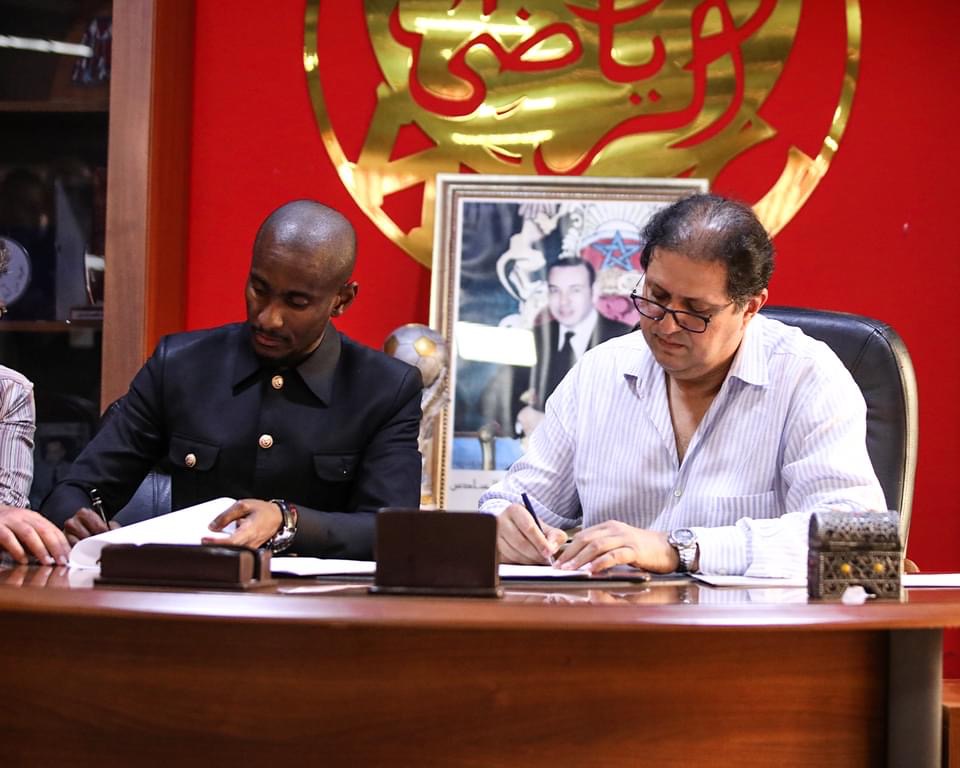 الوداد يمنح موكوينا “عطلة نفسية” قبل رحيله “مجانا”