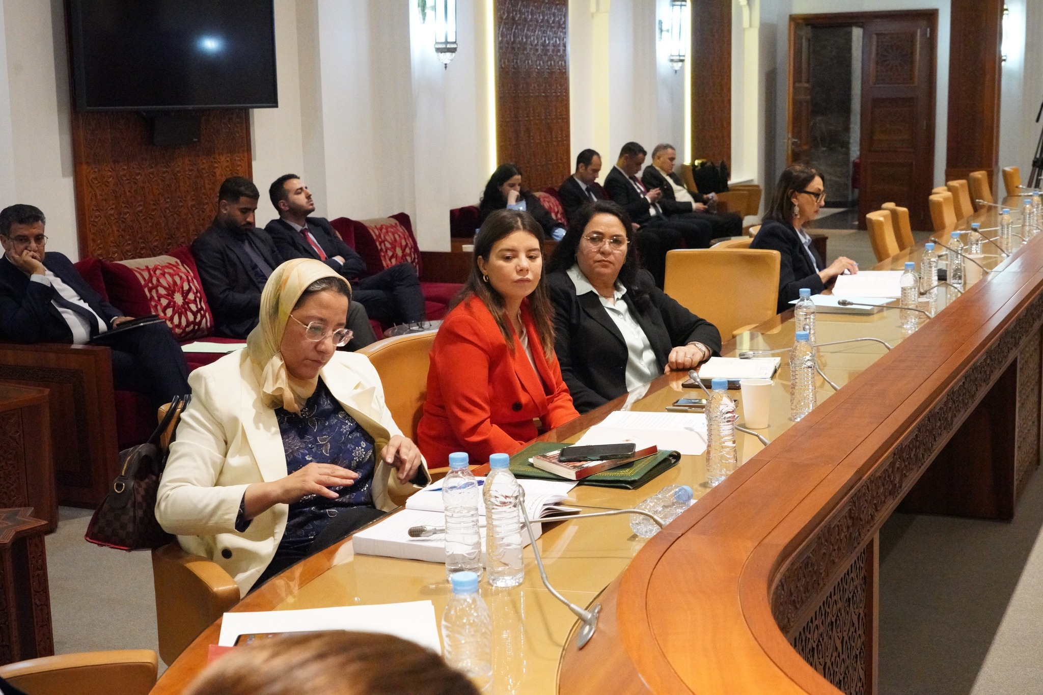 المعارضة تسائل خضوع النيابة العامة للرقابة وتنبه لاختراق العنف للمجتمع