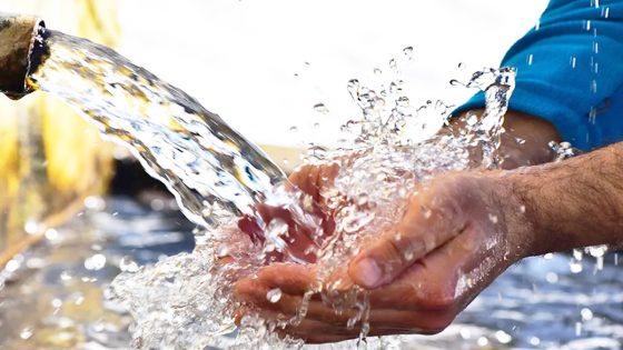 143 مليار درهم لتعجيل تزويد مناطق متضررة بالماء الصالح للشرب