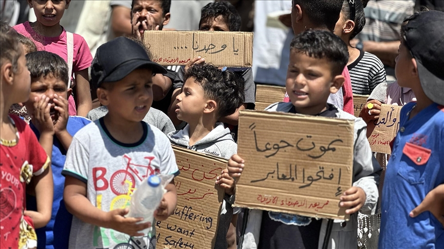 صرخة أطفال غزة: نحن نموت جوعا