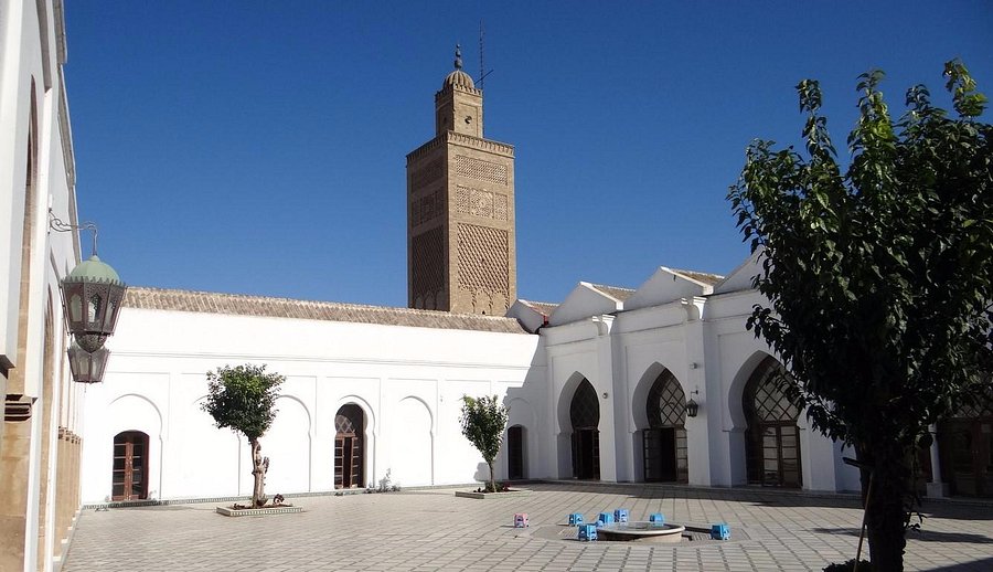 التوفيق يوضح أسباب تعثر ترميم المسجد الأعظم بسلا