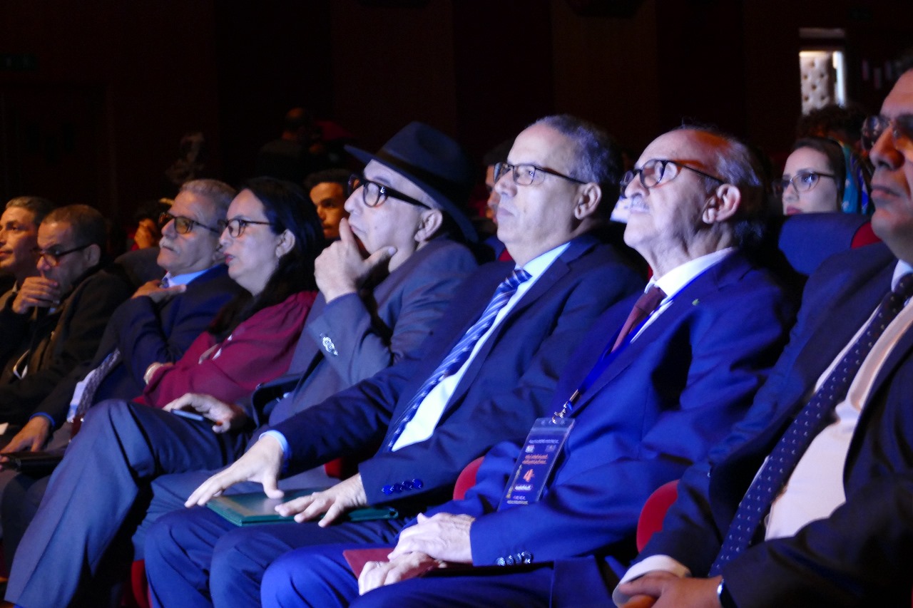 جائزة محمد الجم للمسرح تكرم الرواد