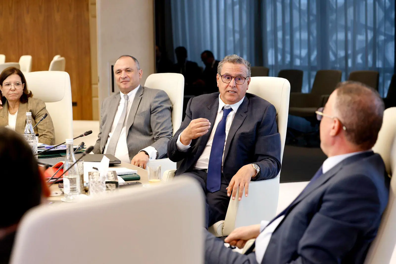 الحكومة تستهدف خلق 76 ألف منصب شغل بخارطة طريق التجارة الخارجية