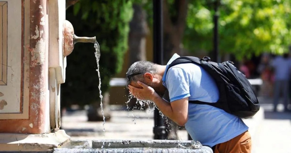 الأرصاد توضح أسباب موجة الحر ومناطق ستصل الحرارة فيها إلى 40 درجة