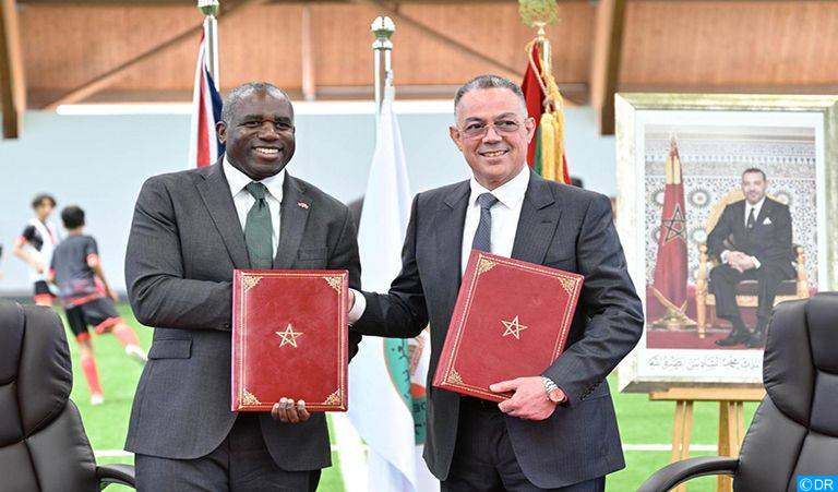 المملكة المتحدة توقع مذكرة لدعم المغرب في تنظيم المونديال