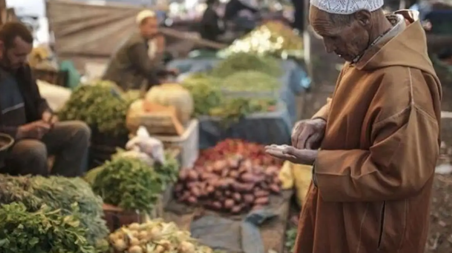 انخفاض أسعار الاستهلاك بالعيون بـ1.1%