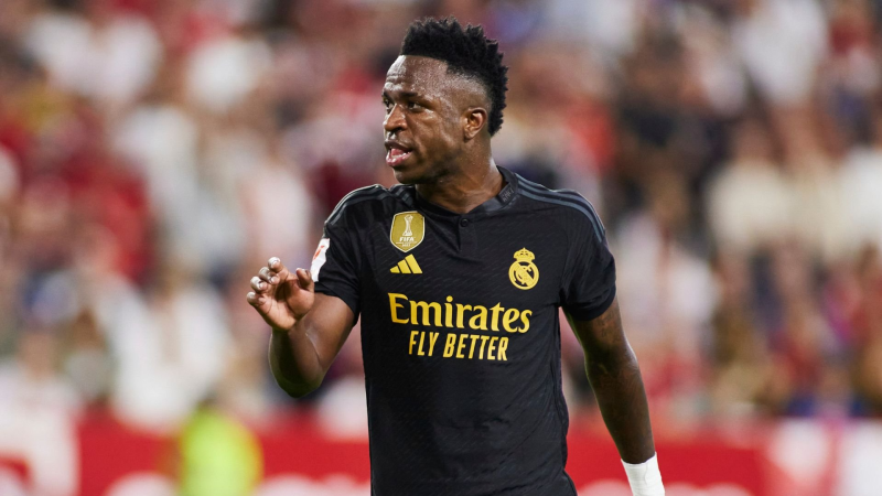 ريال مدريد يمدد عقد فينيسيوس حتى 2030