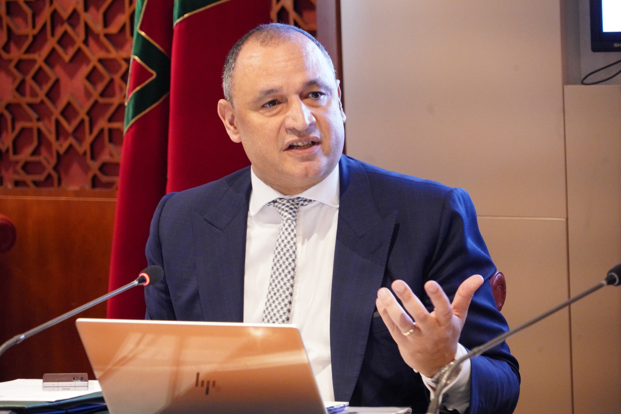 مزور: نطمح للريادة بصناعات المستقبل ونراهن على خلق 331 ألف منصب شغل