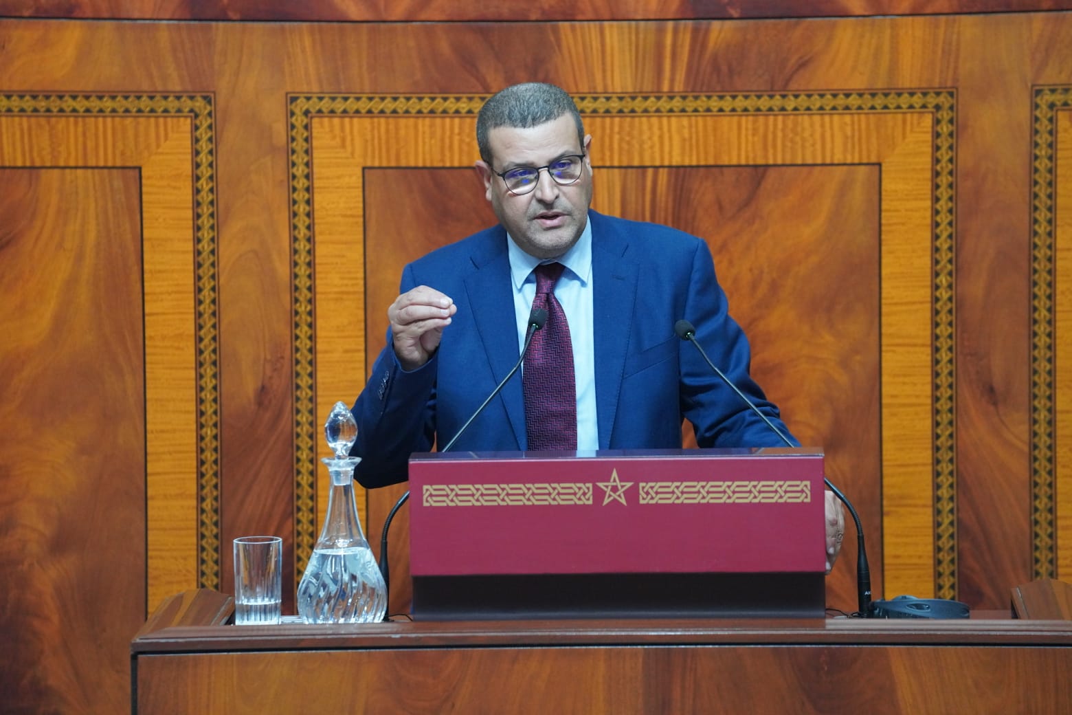 نقاش دستوري لامتناع الحكومة عن تقديم ومناقشة مقترحات القوانين بـ”النواب”