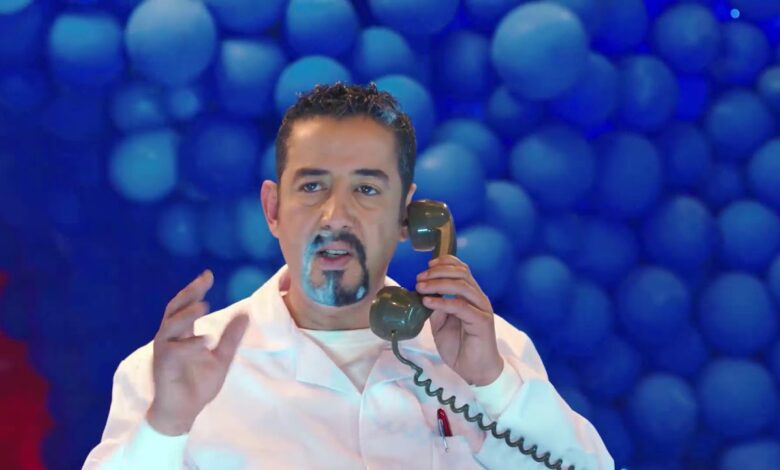 البخاري: فيلم “الربحة” يحذر من وهم الربح السريع من الويب