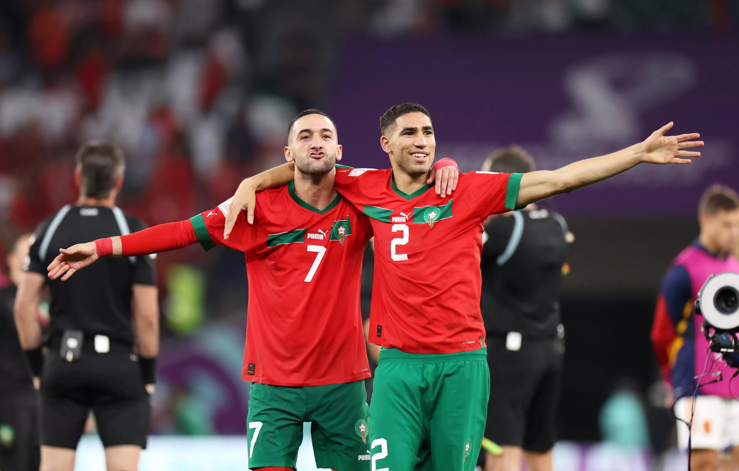 خالد ياسين: فوز حكيمي بالكرة الذهبية صعب وزياش مطالب باعتذار علني