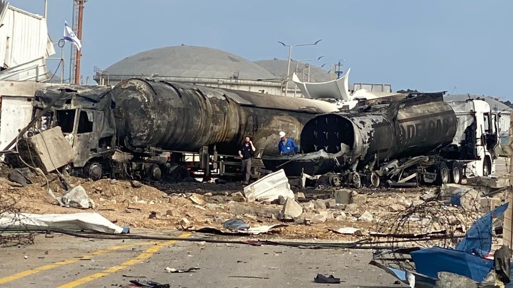 القصف الإيراني لمصفاة حيفا يخلف 3 قتلى