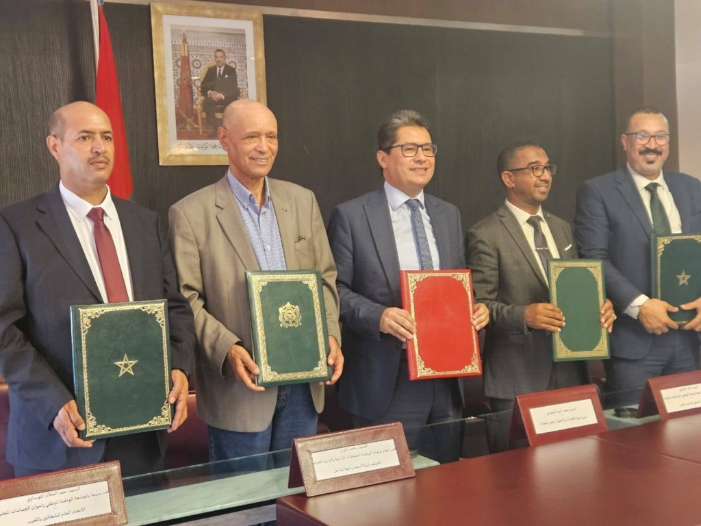 الداخلية توقع محضر اتفاق مع نقابات الجماعات الترابية لتحسين أوضاع الشغيلة