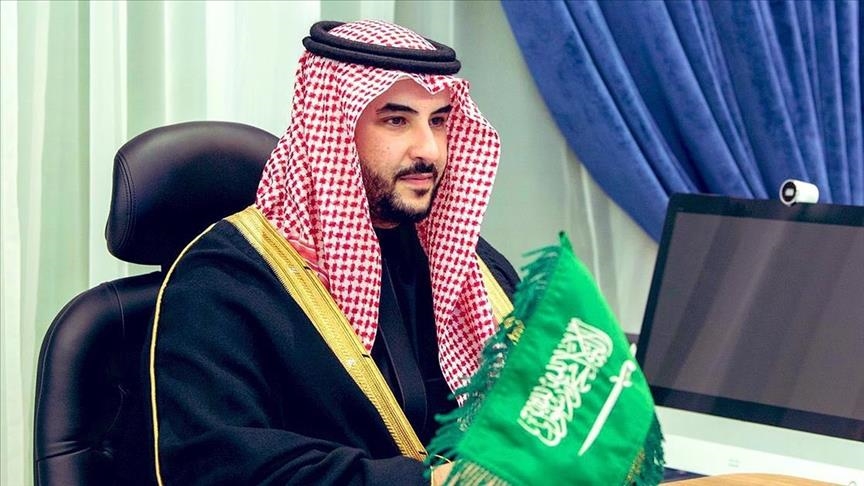 السعودية وإيران تبحثان التعاون الدفاعي