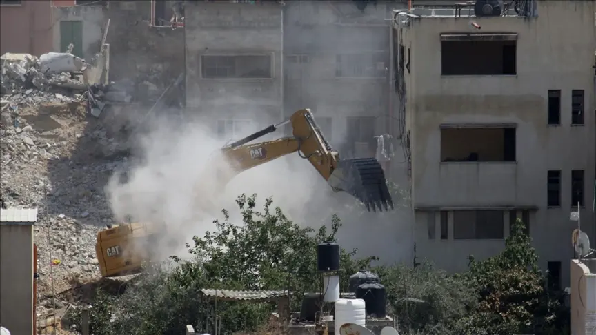 فلسطينيون بمخيم طولكرم: هدم منازلنا سادية إسرائيلية