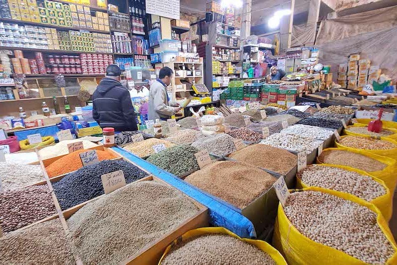 ارتفاع هوامش الربح في توزيع المواد الغذائية يفاقم التضخم بالمغرب