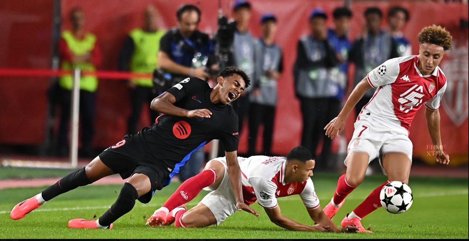 البارصا يراهن على نجم “الأسود” لحل عقدة الجناح الأيسر