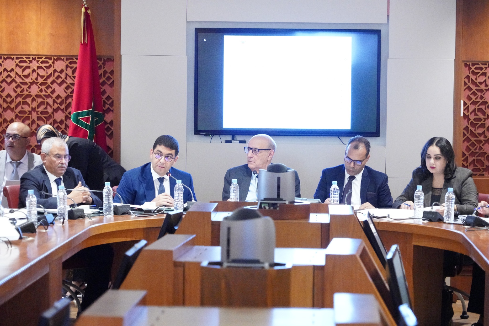 تعديلات قانونية لحماية الصحافي من انتحال الصفة وضمان حقوق المؤلف