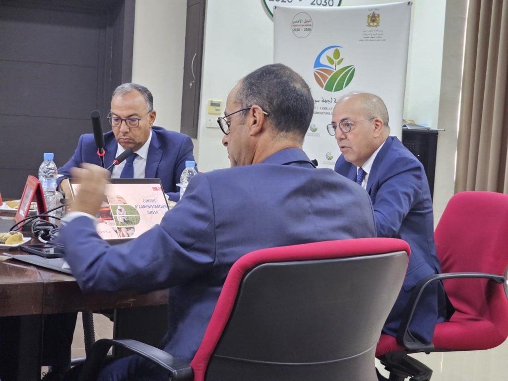 بينها إنفلونزا الطيور وجدري البقر.. “أونسا” تشدد مراقبة القطيع