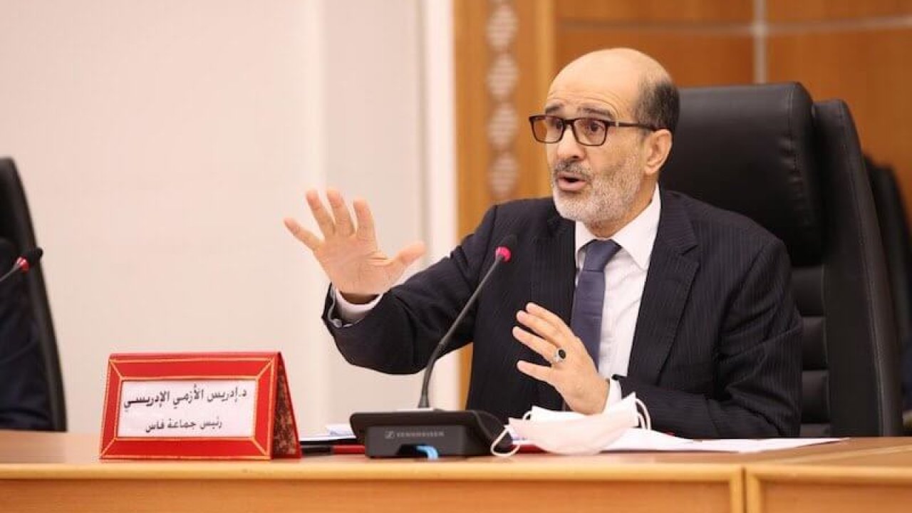 شوكي يحمل الأزمي مسؤولية “خراب” مدينة فاس ويتهمه باستهداف أخنوش بحملات تضليلية