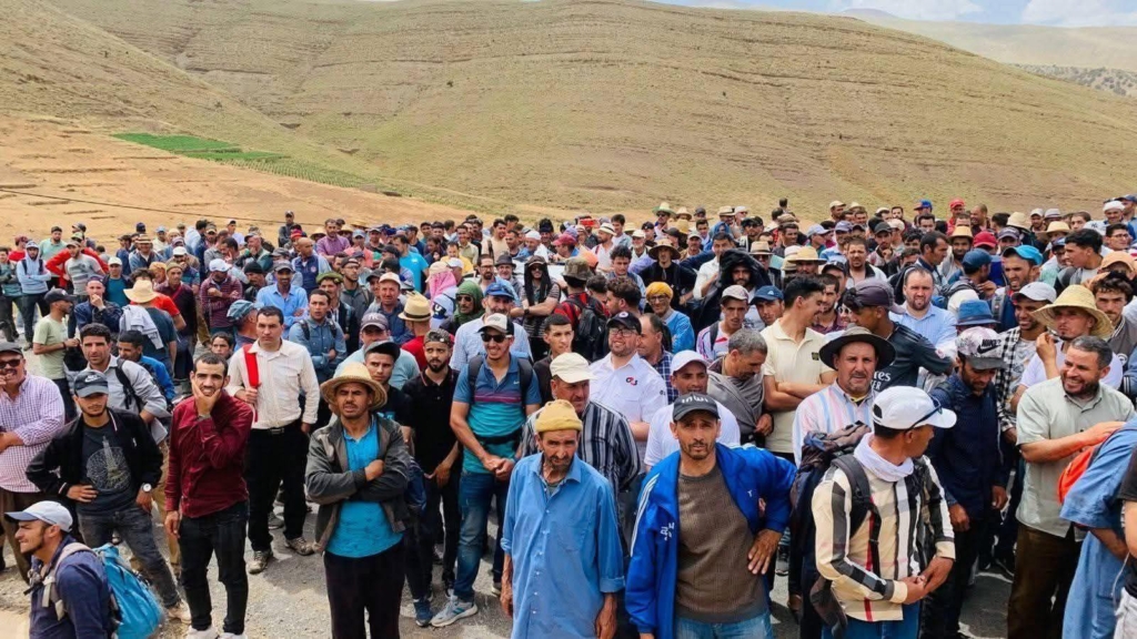 بعد مسيرة حركت “المياه الراكدة”.. ماذا تحقق لساكنة آيت بوكماز؟