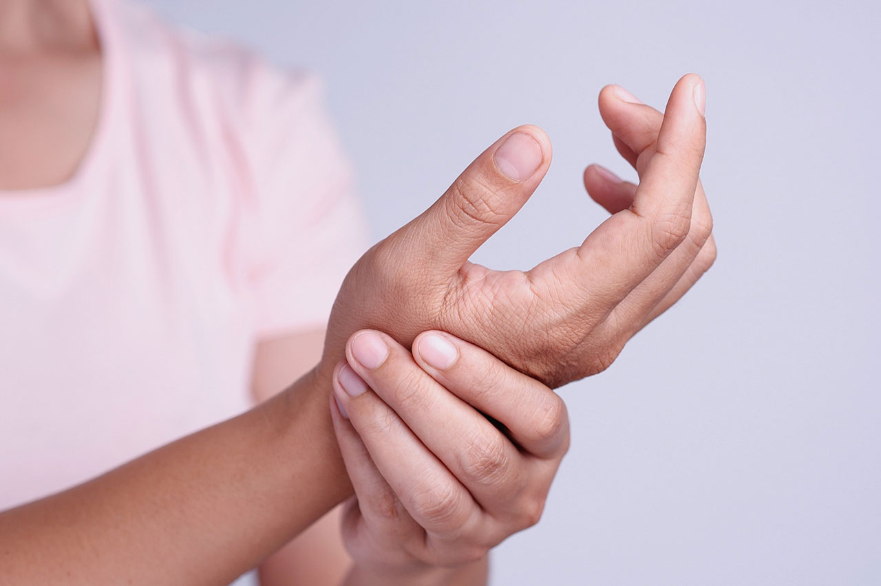 ما هي أعراض فيروس شيكونجونيا الذي حذرت منظمة الصحة من انتشاره؟