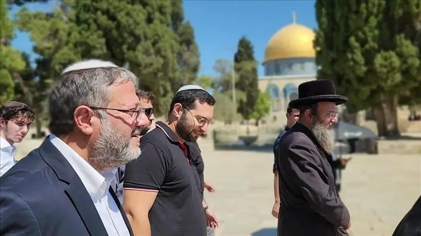 بن غفير يجدد اقتحامه الأقصى رفقة مستوطنين